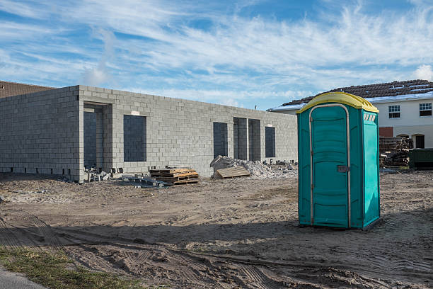 Porta potty delivery and setup in Milwaukee, WI